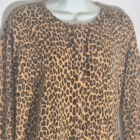 SAG HARBOR animal print, button-front sweater in size XL  NWOT - Picture 9 of 16